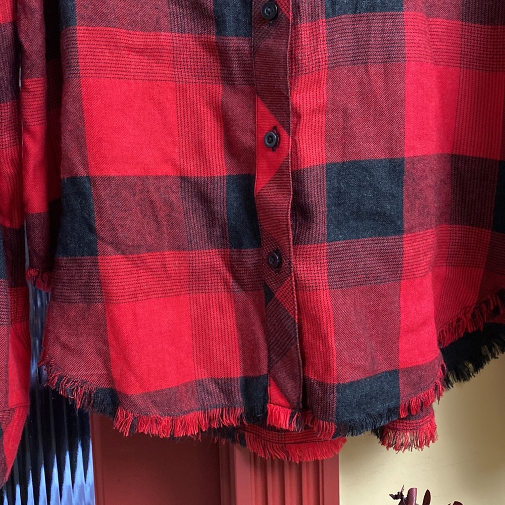 Cloth & Stone Red Butter Soft Buttondown Shirt Ne… - image 3